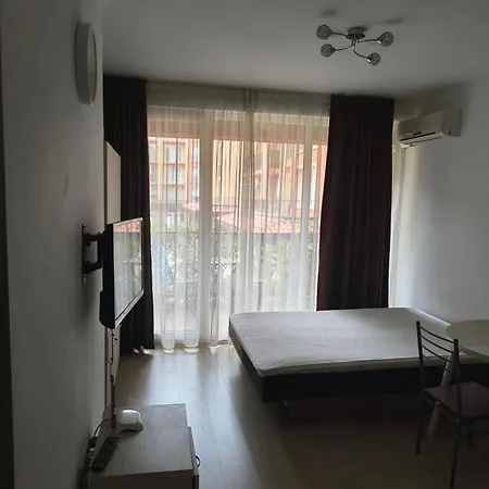 Sunny View Апартаменты *